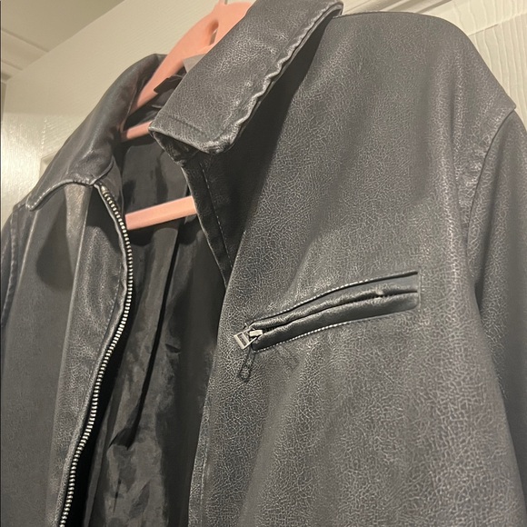 Gray Jacket - Picture 9 of 17